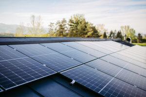 Paneles solares en tejado